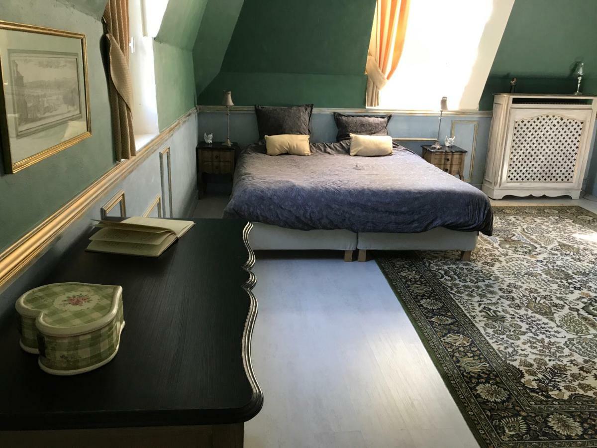 לינה וארוחת בוקר סנליס Le Castel Ecossais מראה חיצוני תמונה